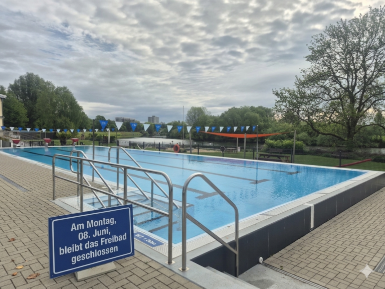 Kurze Pause im Steeler Freibad am 08. Juni